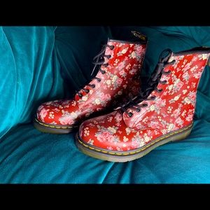 Brand New Dr.Martens 1460 Vintage Rose Boots